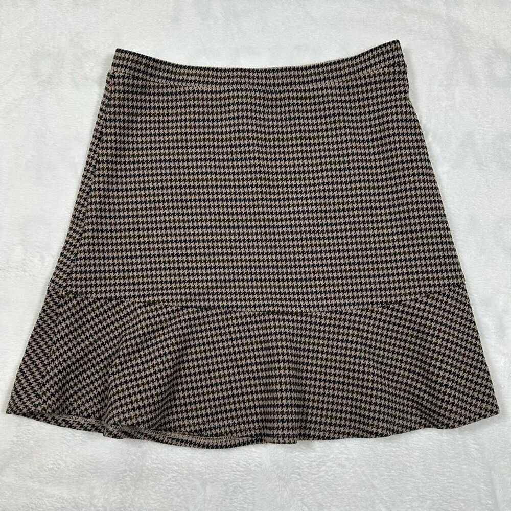 Margaret M Trumpet Houndstooth Mini Skirt Size Medium Khaki Brown Ruffle Hem